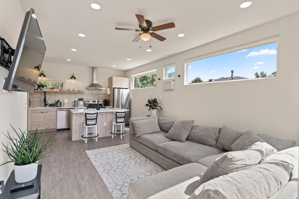Beautiful Denver Carriage House Экстерьер фото
